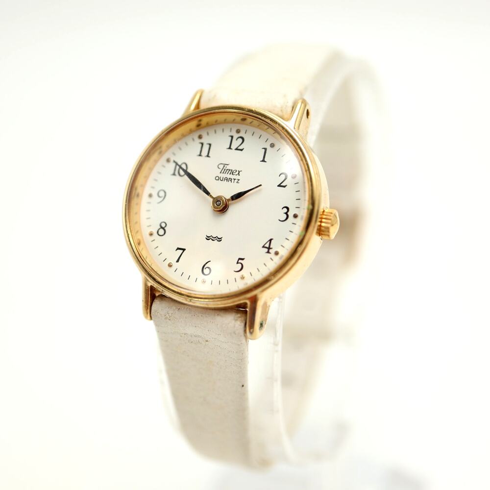 Vintage Timex Gold Tone 23mm Round Womens Watch White Leather w New Battery